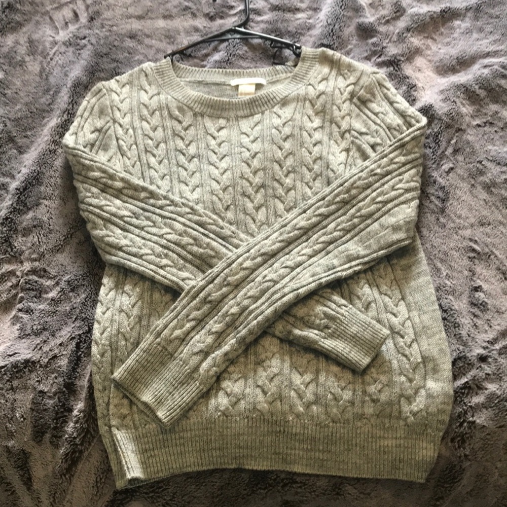 Gray H&M sweater